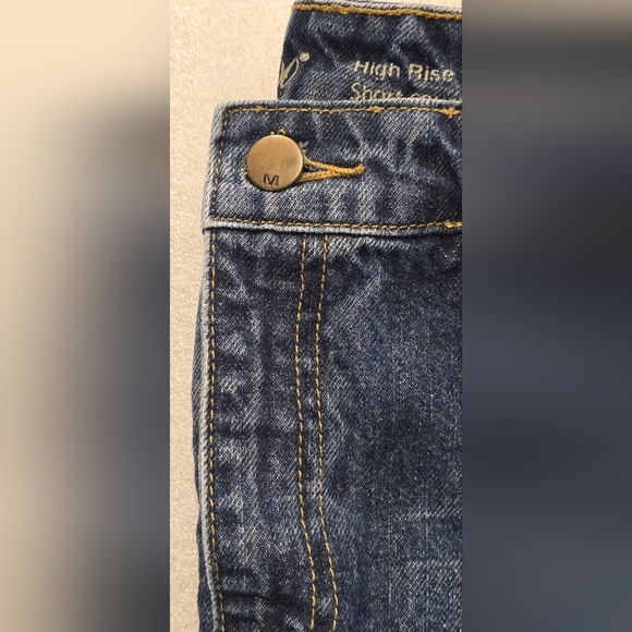 Mossimo Supply Co. High-Rise Distressed Denim Short Shorts, Size 14/32 - Picture 11 of 16